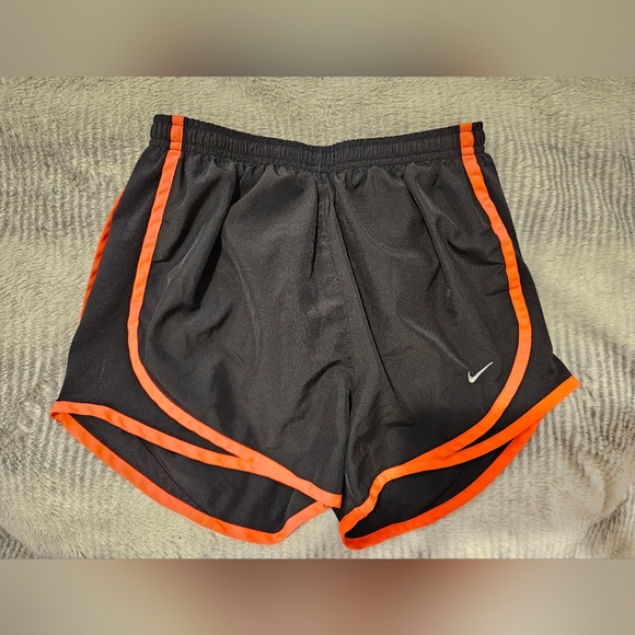 Nike Womens Shorts Tempo Dri-fit Black & Neon Orange Lined Athletic Size XS - Picture 1 of 4